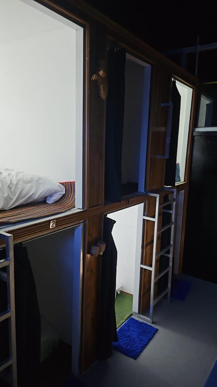 Kai Lions International Capsule Hostel Pakse Dış mekan fotoğraf