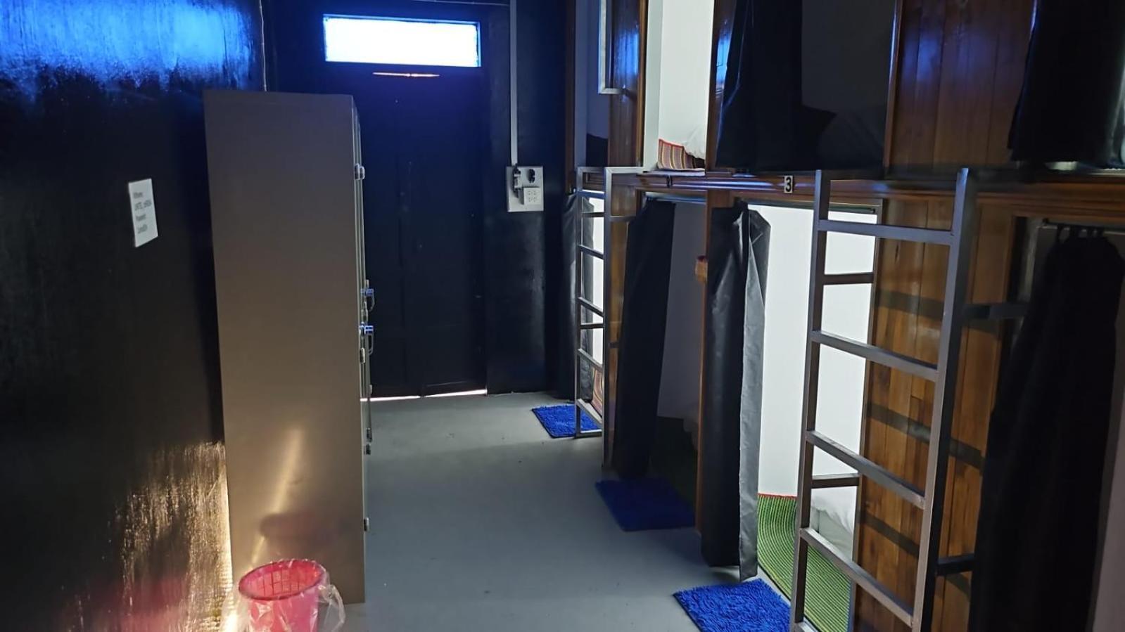 Kai Lions International Capsule Hostel Pakse Dış mekan fotoğraf